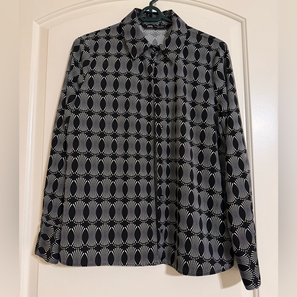 Zara Geometric Black and White Women’s Shirt